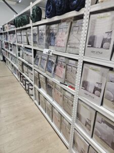 מדפים להרכבה עצמית